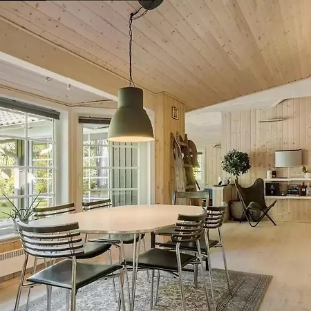 Chalet Close To Water And Forest - With Wilderness Bath *