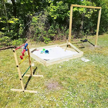 Close To Water And Forest - With Wilderness Bath シャレー Skjern