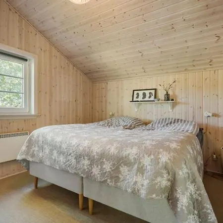 Close To Water And Forest - With Wilderness Bath *