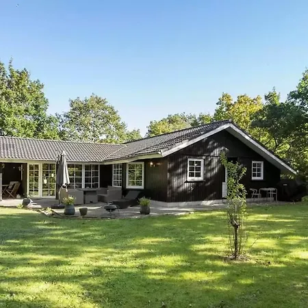 木屋 Close To Water And Forest - With Wilderness Bath